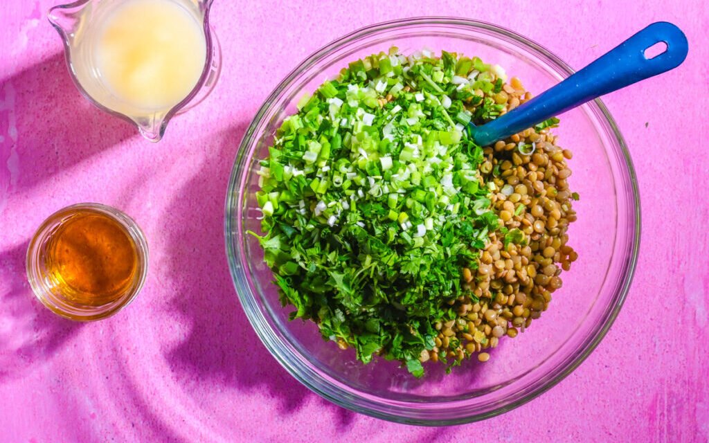 best ensalada de lentejas near me